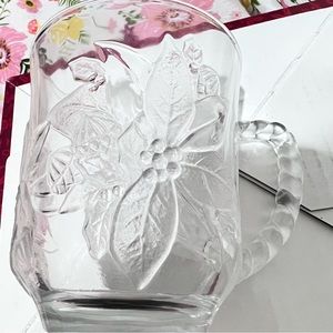 Made in Japan Crystals glass Holidays mug set of 4 New in Box